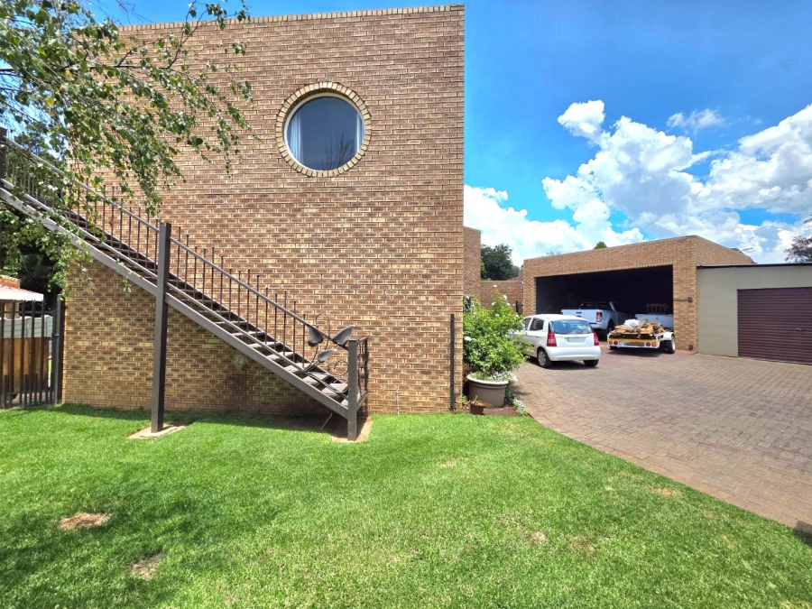 5 Bedroom Property for Sale in Panorama Free State
